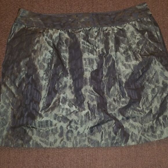 Gap animal print skirt w/ front pockets - Picture 2 of 5